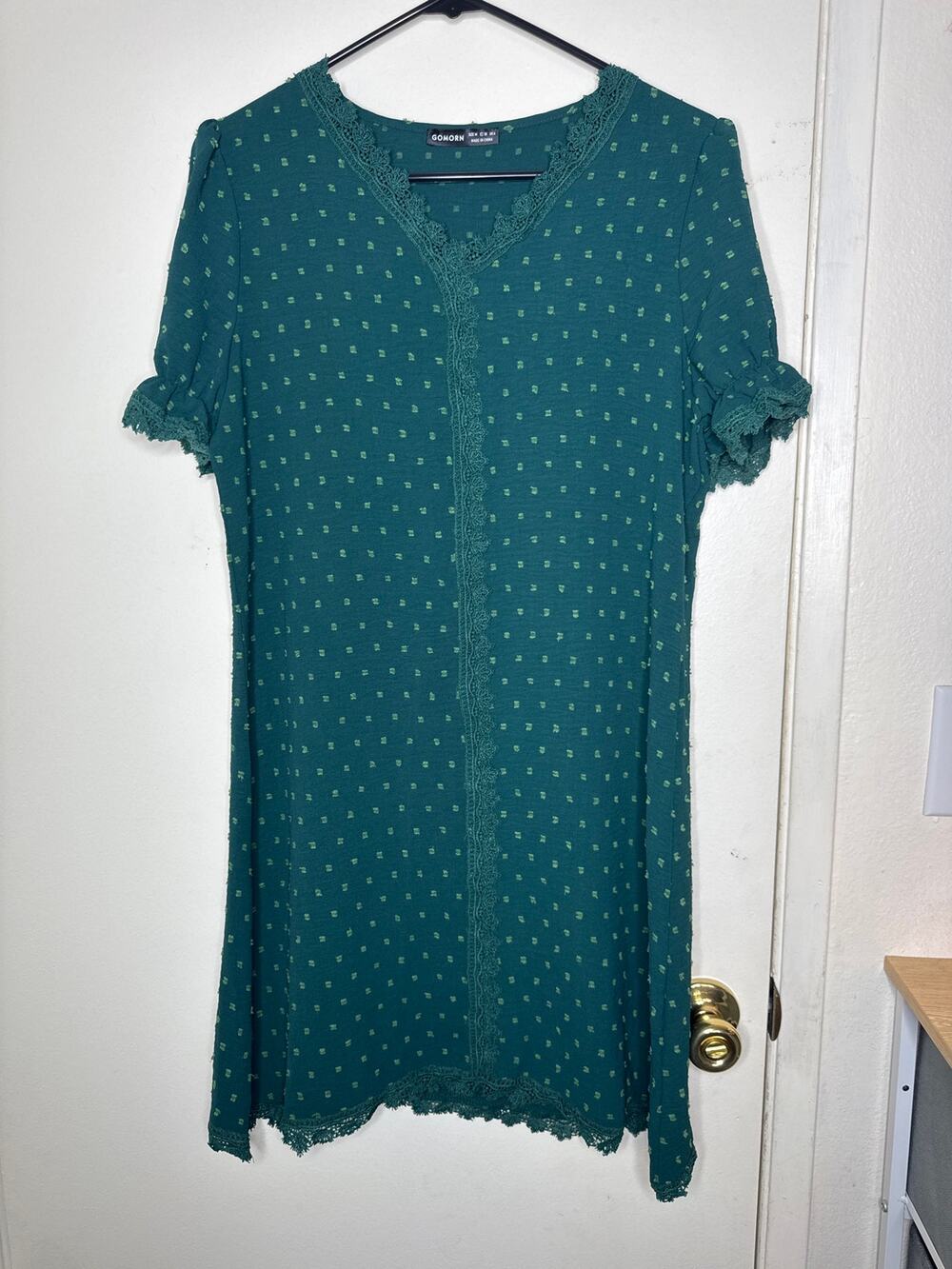 Gomorn green tunic dress M- delicate dot pattern- ruffled sleeves- cottage core